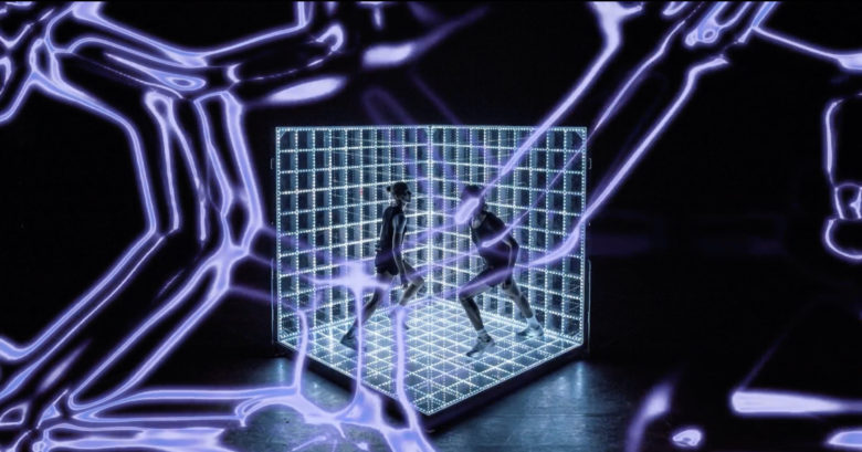 Dance performance ‘Tickling’ for Intersections by Psst Mlle.
